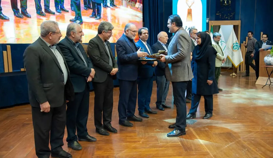 کسب عنوان پر افتخار واحد تولیدی نمونه استاندارد